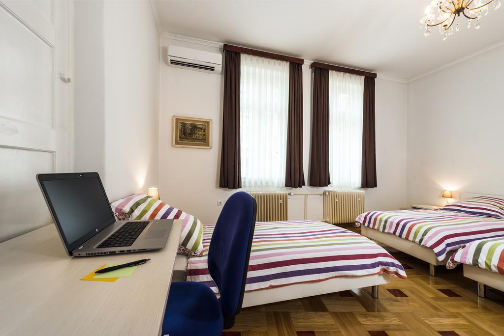 קארלובץ Vila Regina Rooms מראה חיצוני תמונה